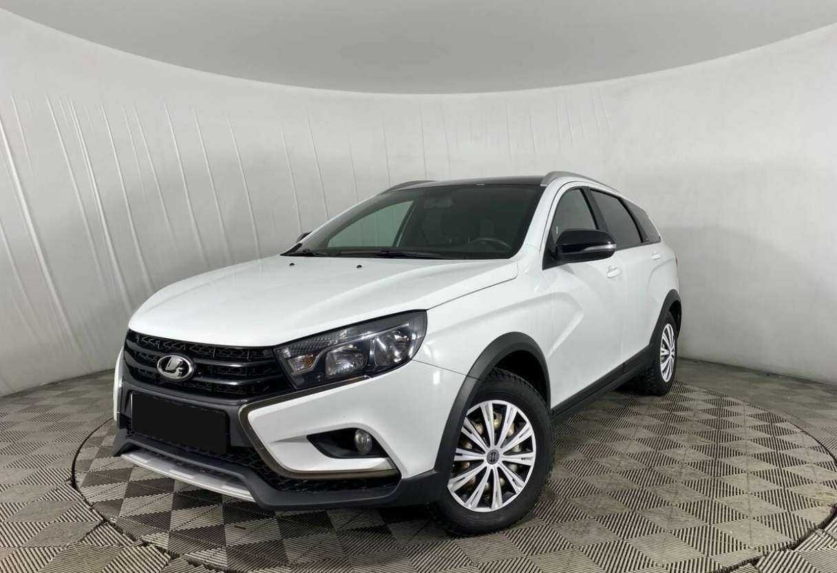 Купить Lada (ВАЗ) Vesta с пробегом. Посмотреть фото