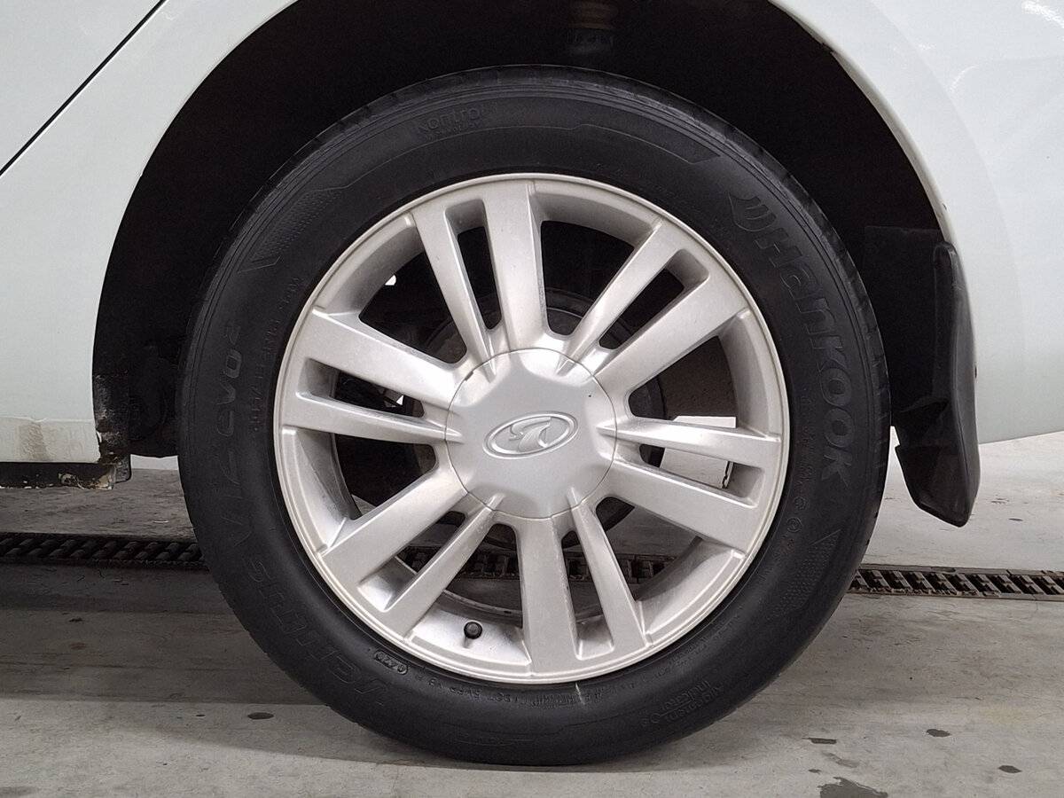 Купить Lada (ВАЗ) Vesta с пробегом. Фото: #17