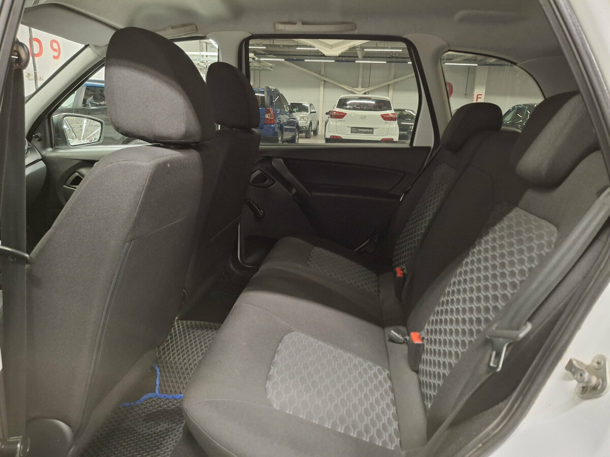 Купить Lada (ВАЗ) Granta с пробегом. Фото: #11