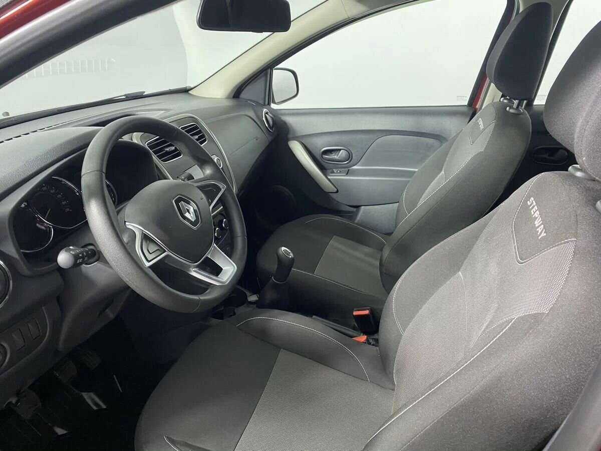 Купить Renault Sandero с пробегом. Фото: #6