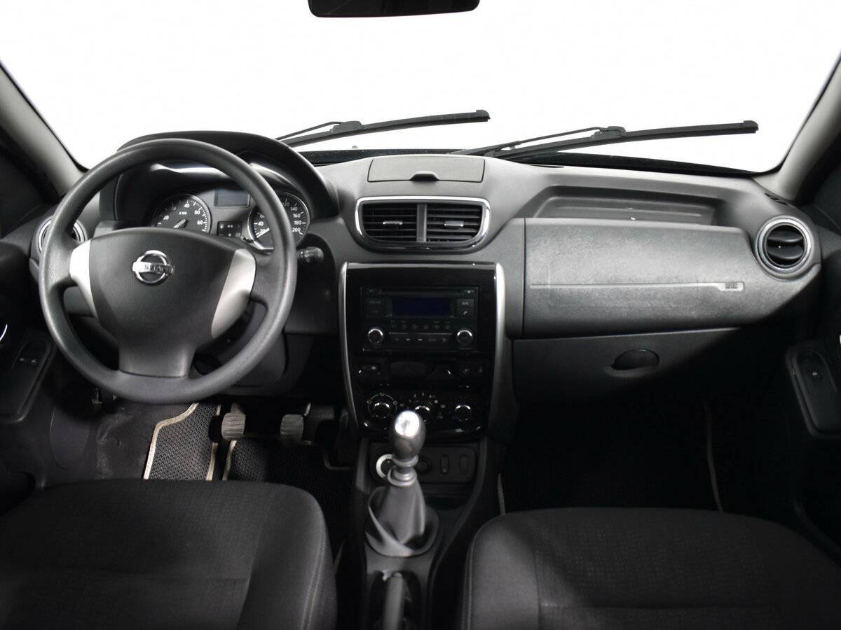 Купить Nissan Terrano с пробегом. Фото: #9