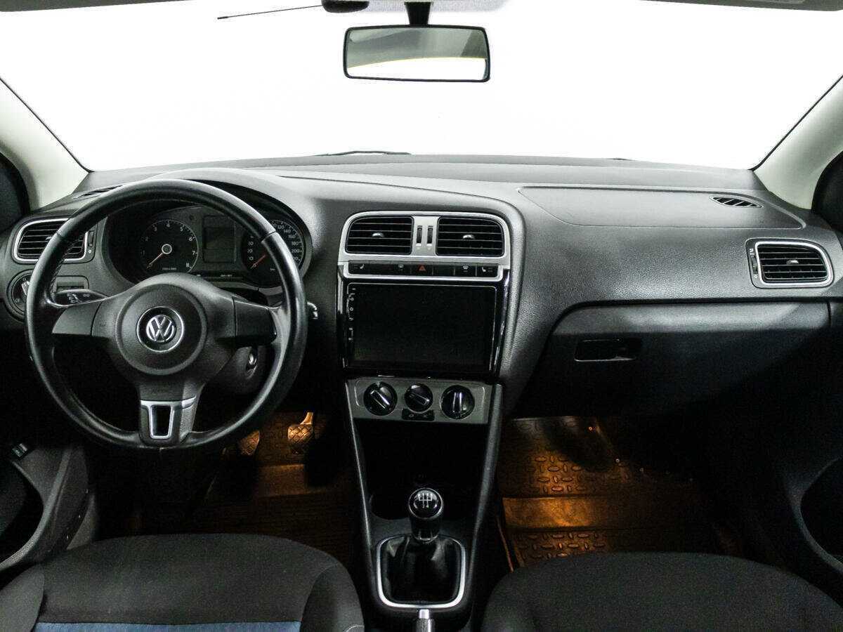 Купить Volkswagen Polo с пробегом. Фото: #12