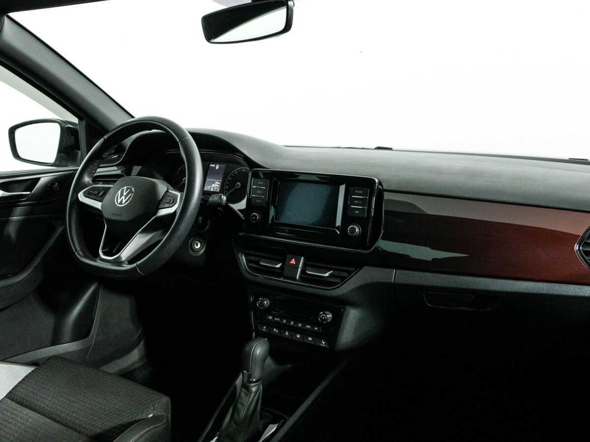 Купить Volkswagen Polo с пробегом. Фото: #8