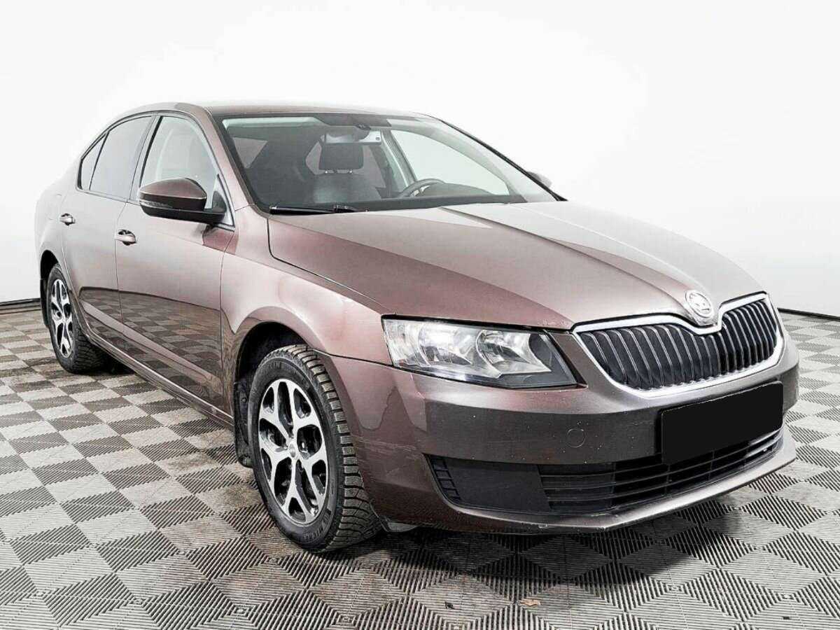 Купить Skoda Octavia с пробегом. Фото: #2