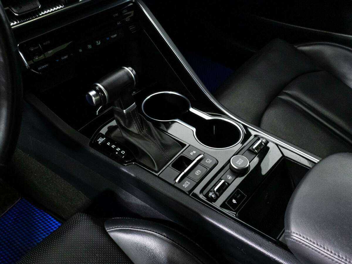 Купить Kia K5 с пробегом. Фото: #22