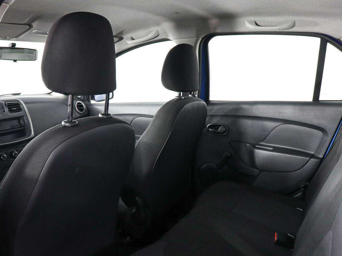 Купить Renault Logan с пробегом. Фото: #11