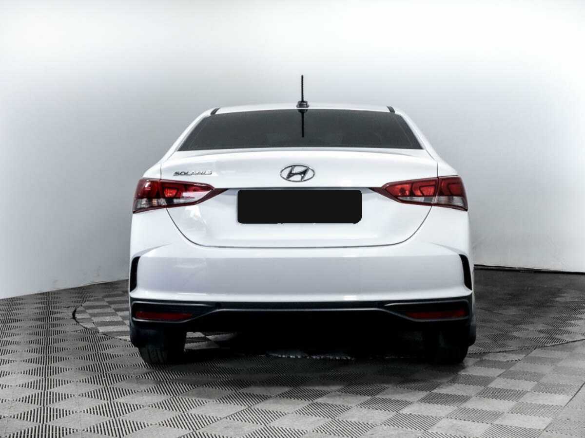 Купить Hyundai Solaris с пробегом. Фото: #4