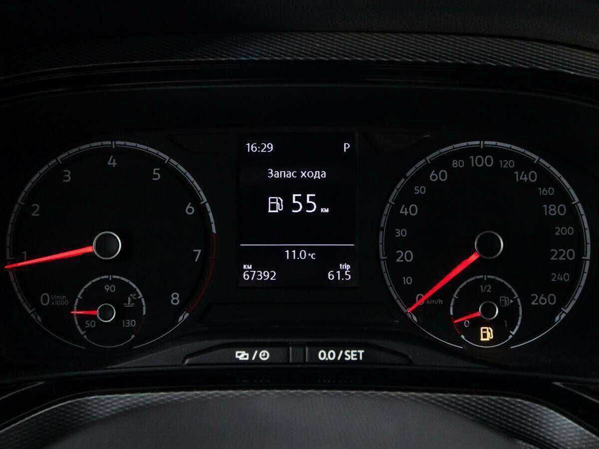 Купить Volkswagen Polo с пробегом. Фото: #11