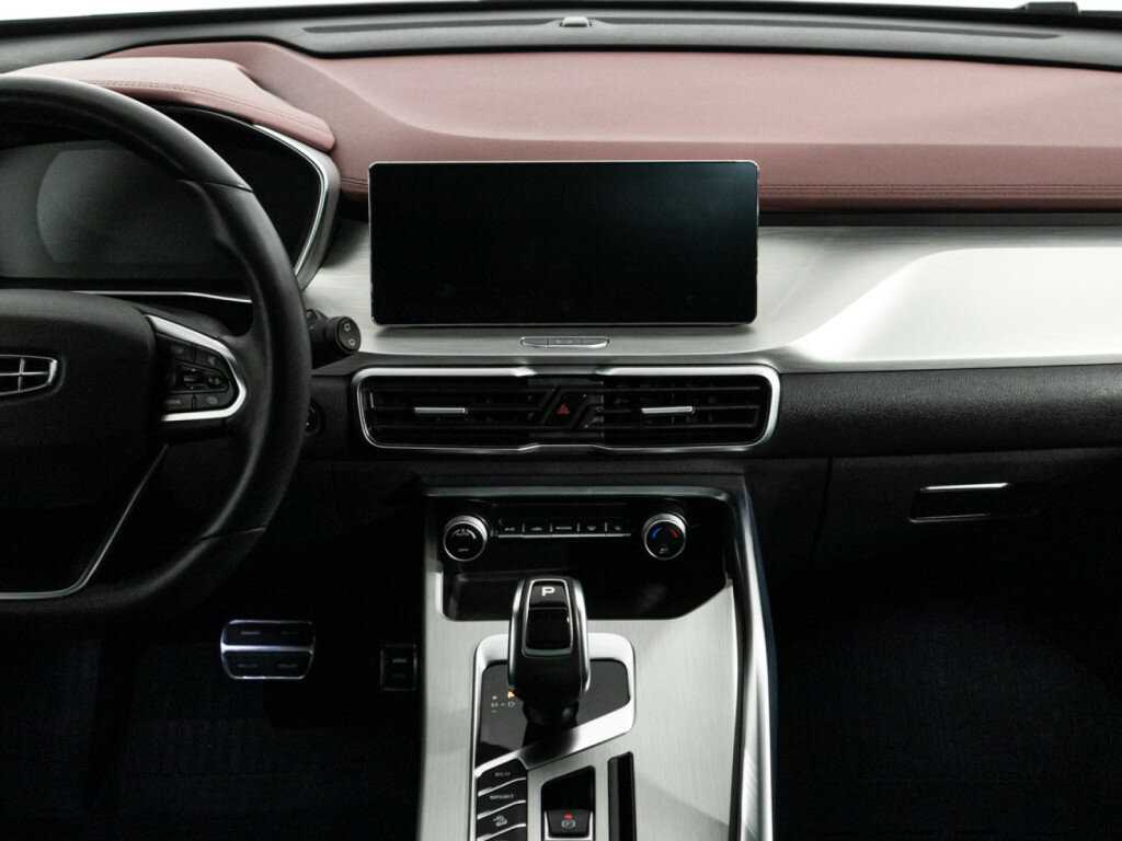 Купить Geely Coolray с пробегом. Фото: #13