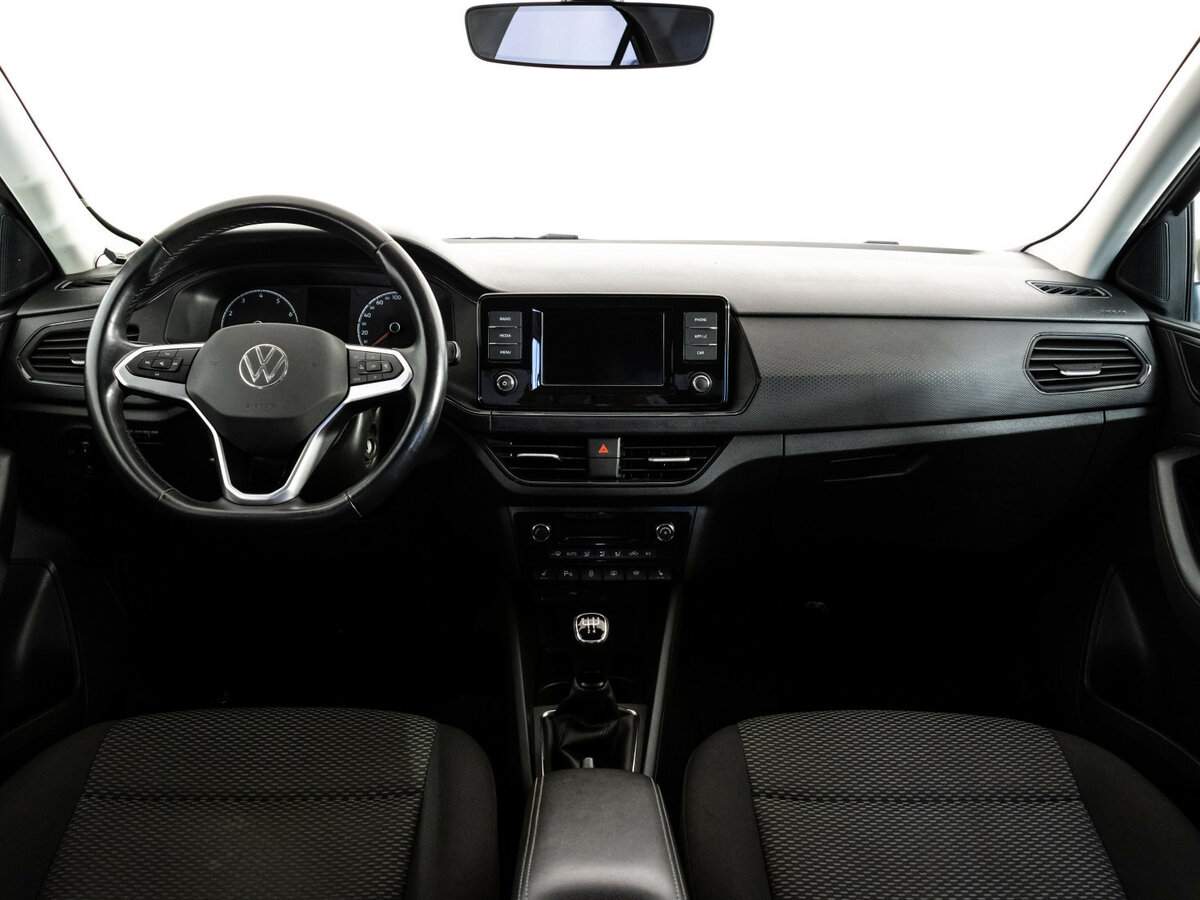 Купить Volkswagen Polo с пробегом. Фото: #9