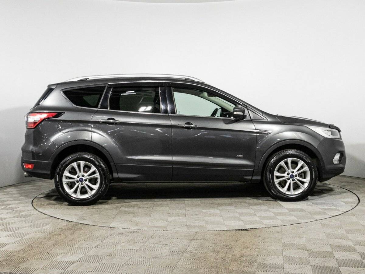 Купить Ford Kuga с пробегом. Фото: #3
