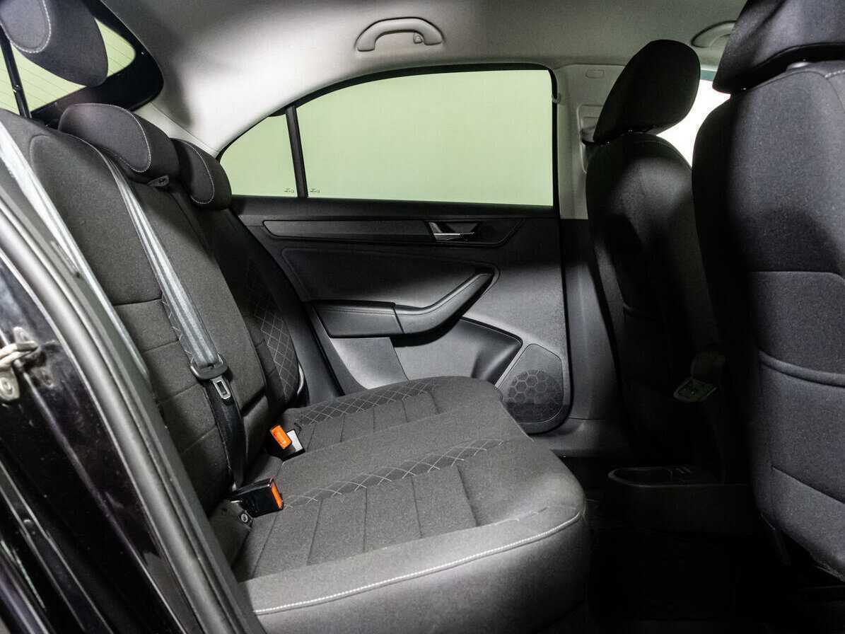 Купить Skoda Rapid с пробегом. Фото: #12