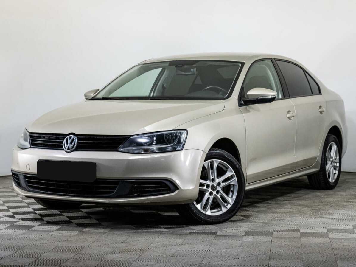 Купить Volkswagen Jetta с пробегом. Посмотреть фото