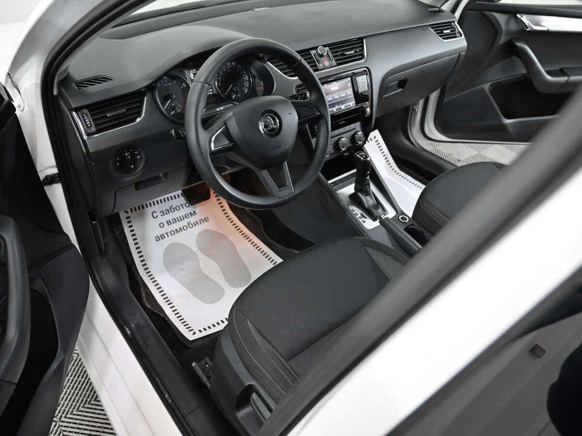 Купить Skoda Octavia с пробегом. Фото: #6