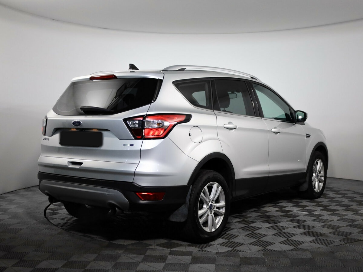 Купить Ford Kuga с пробегом. Фото: #4