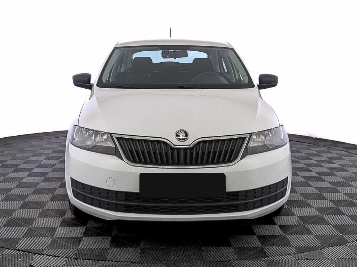 Купить Skoda Rapid с пробегом. Фото: #1