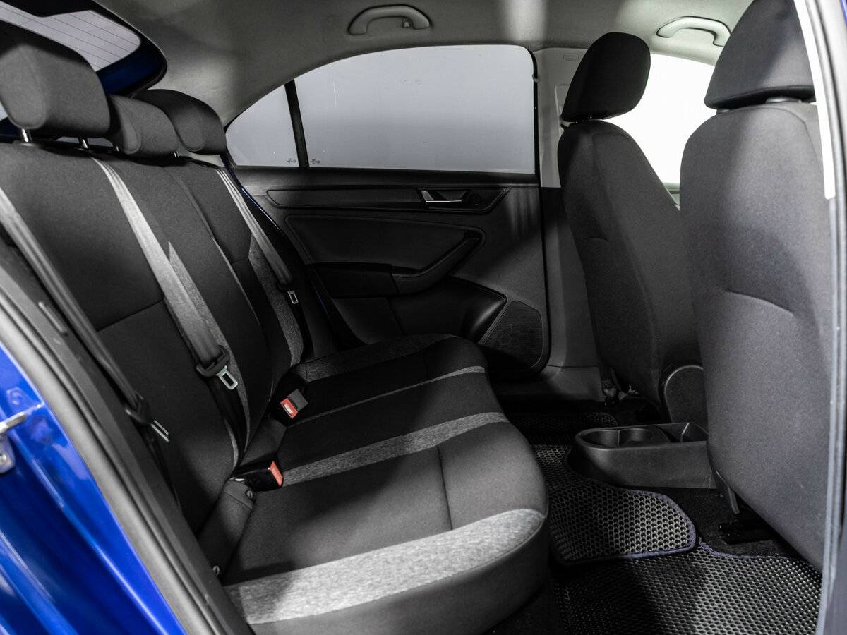 Купить Skoda Rapid с пробегом. Фото: #12