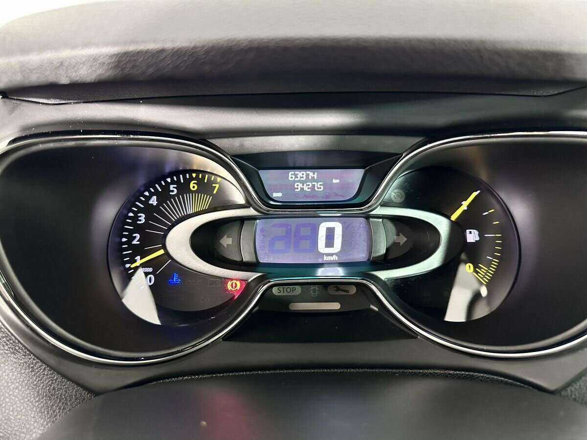 Купить Renault Kaptur с пробегом. Фото: #11