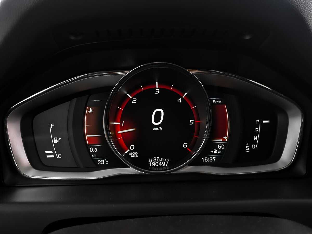 Купить Volvo XC70 с пробегом. Фото: #15