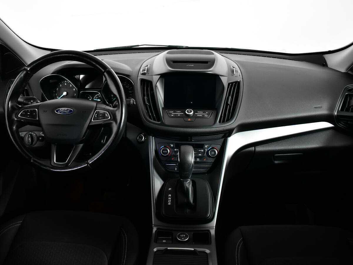 Купить Ford Kuga с пробегом. Фото: #11