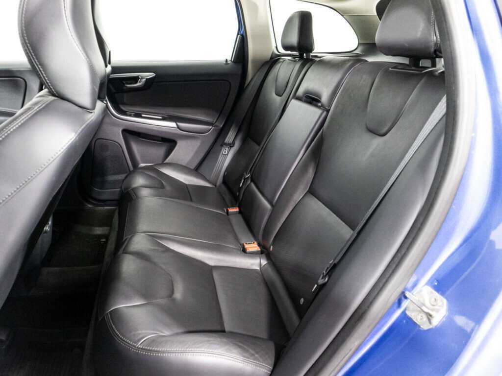 Купить Volvo XC60 с пробегом. Фото: #9