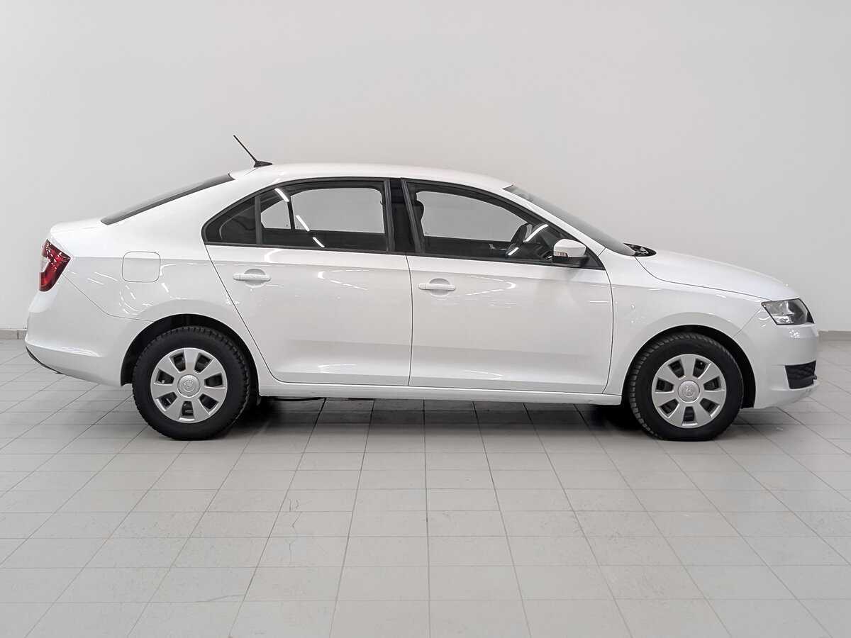 Купить Skoda Rapid с пробегом. Фото: #3