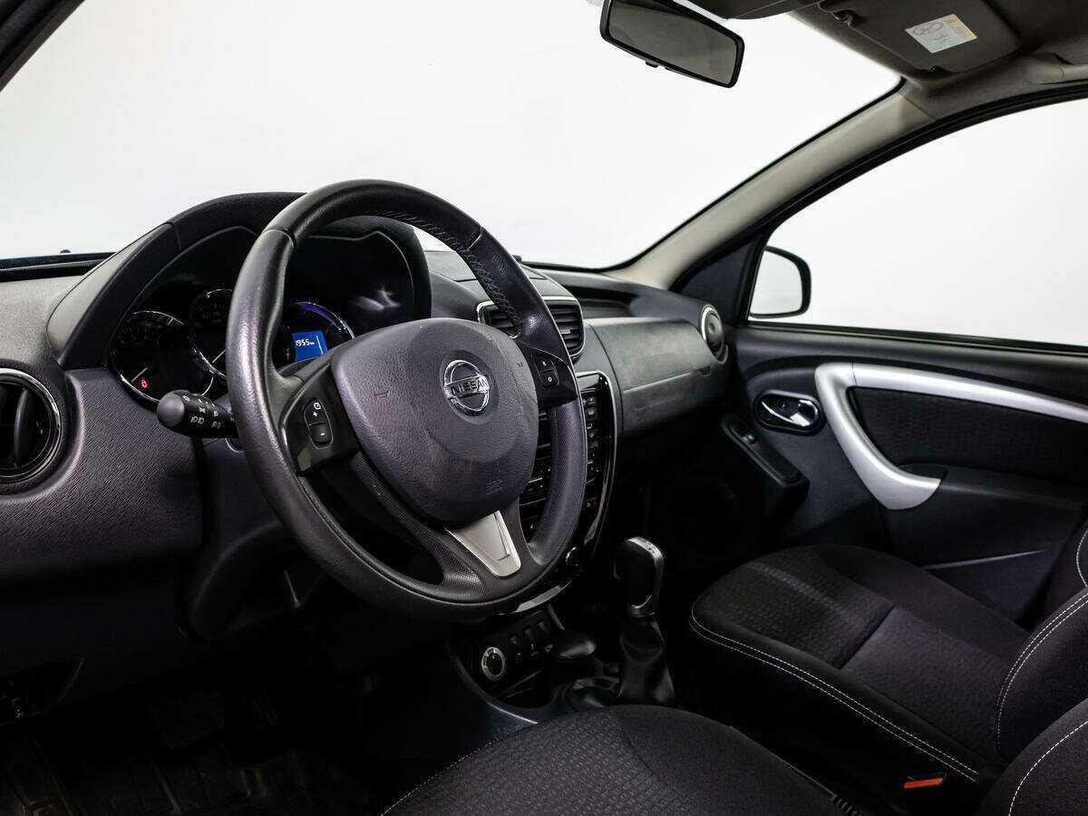 Купить Nissan Terrano с пробегом. Фото: #10