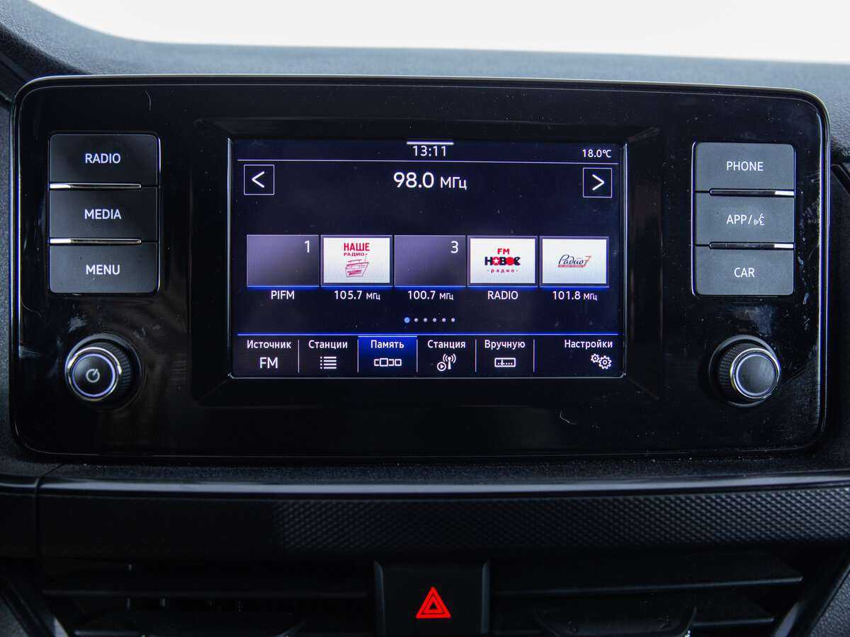 Купить Volkswagen Polo с пробегом. Фото: #11