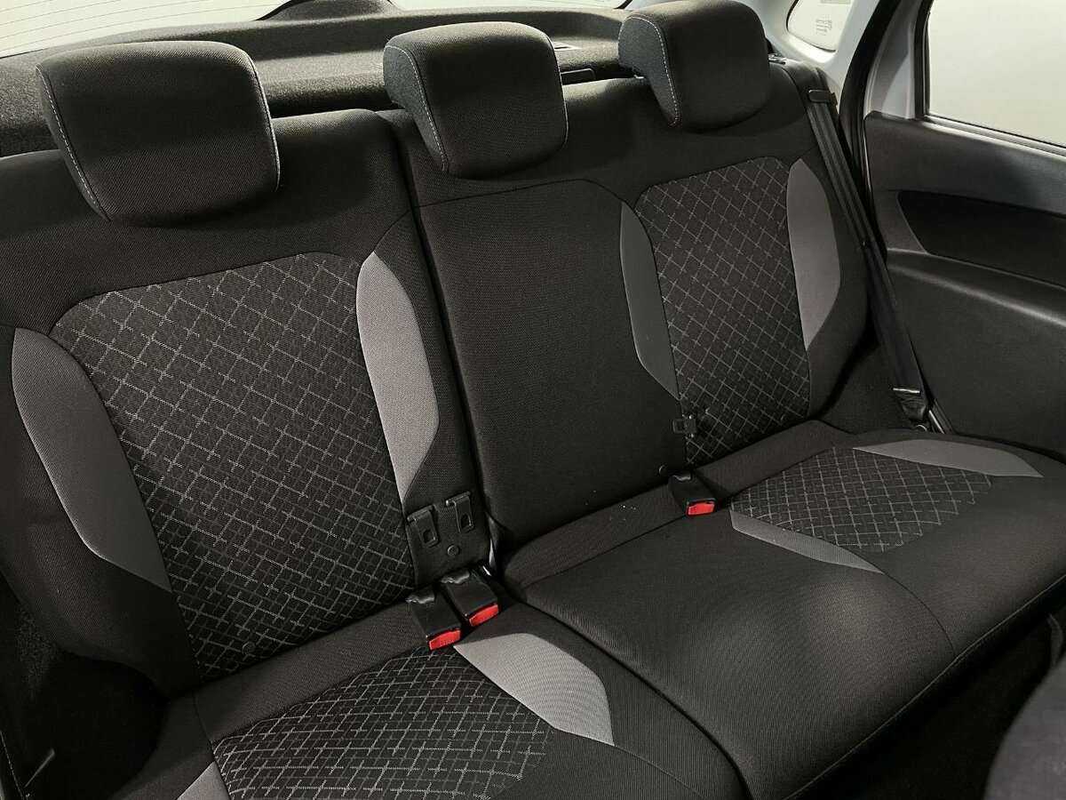 Купить Lada (ВАЗ) Granta с пробегом. Фото: #14