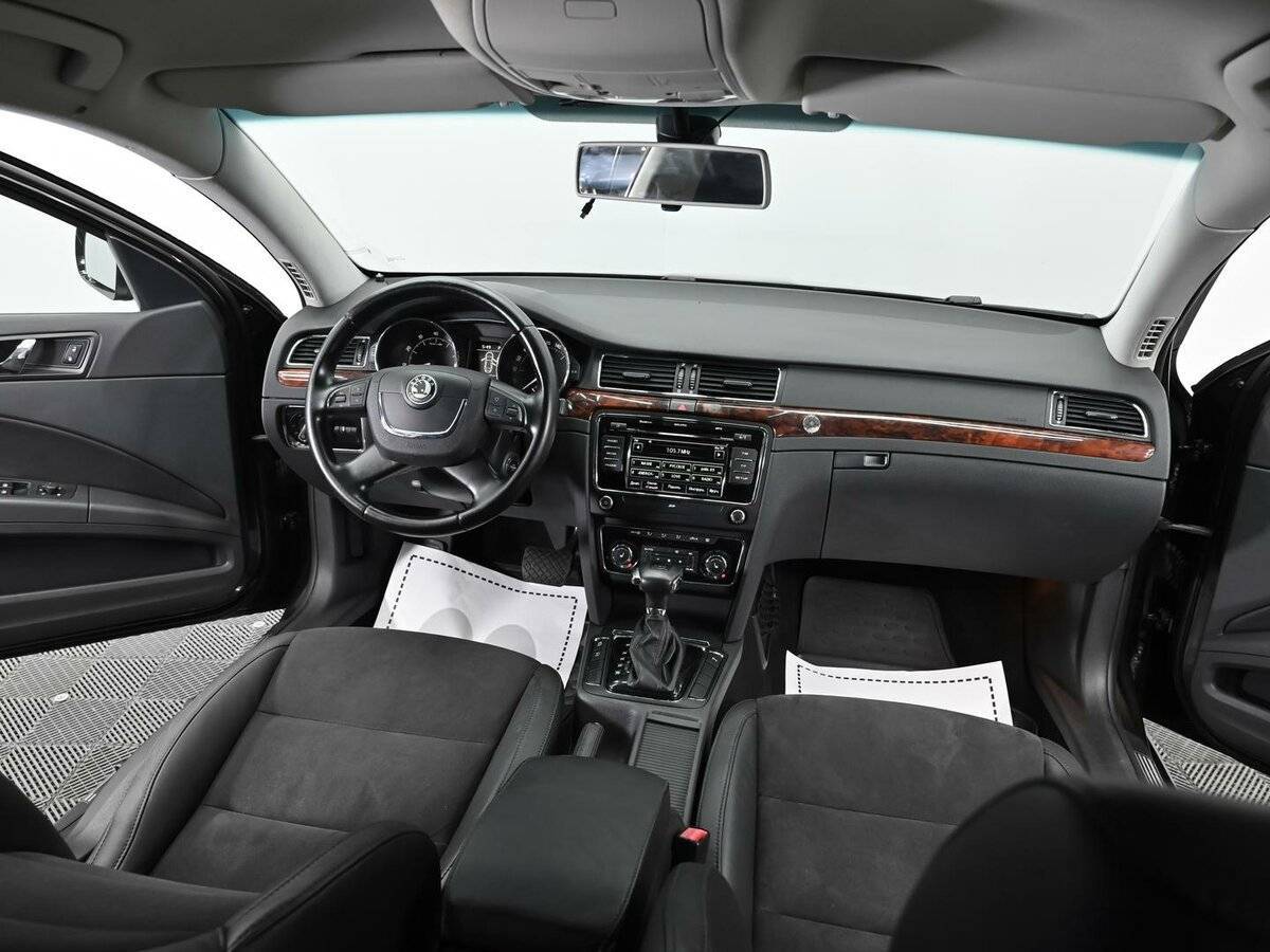 Купить Skoda Superb с пробегом. Фото: #9