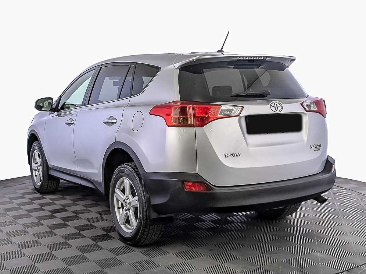 Купить Toyota RAV4 с пробегом. Фото: #6
