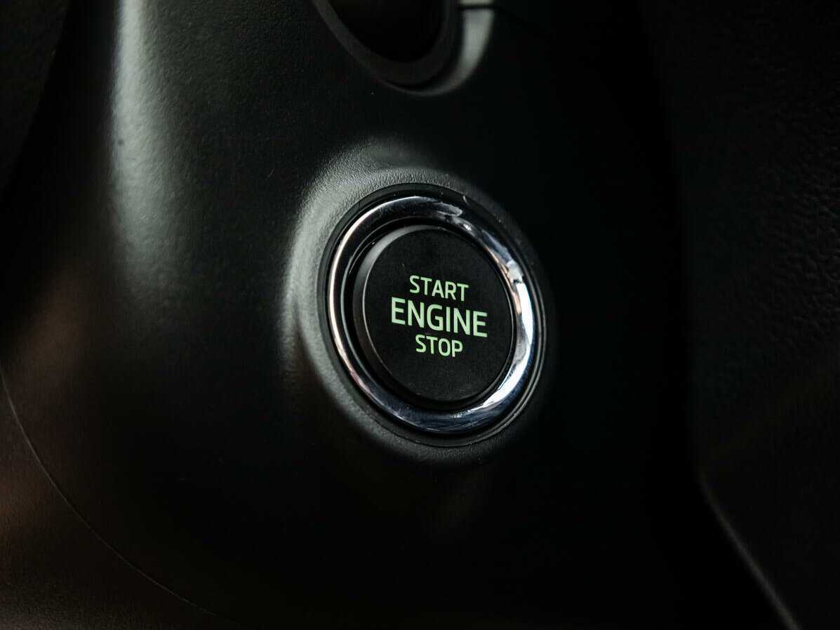 Купить Skoda Rapid с пробегом. Фото: #18