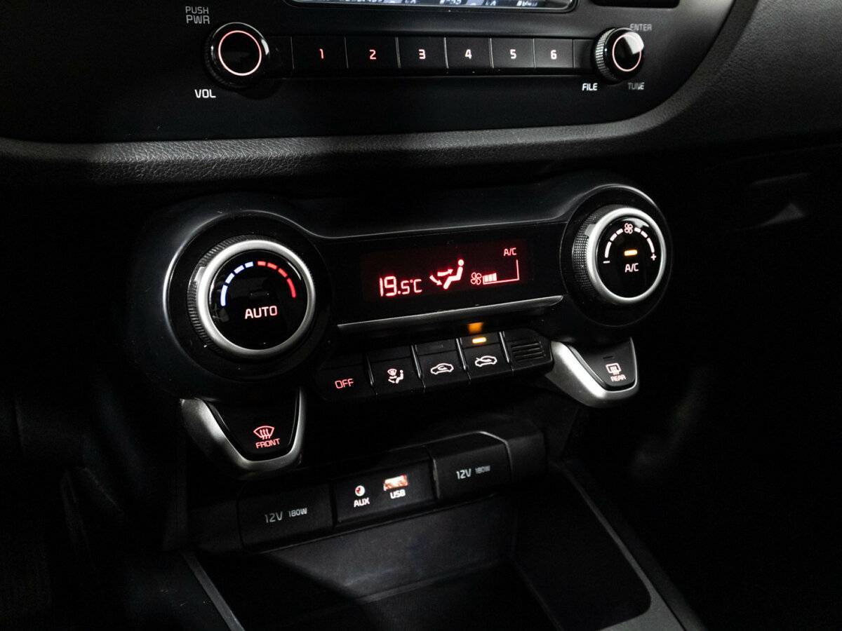 Купить Kia Rio с пробегом. Фото: #16