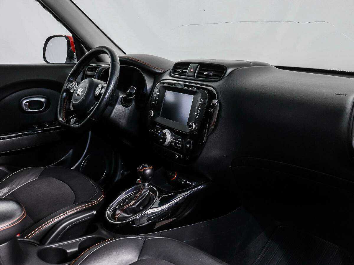 Купить Kia Soul с пробегом. Фото: #11