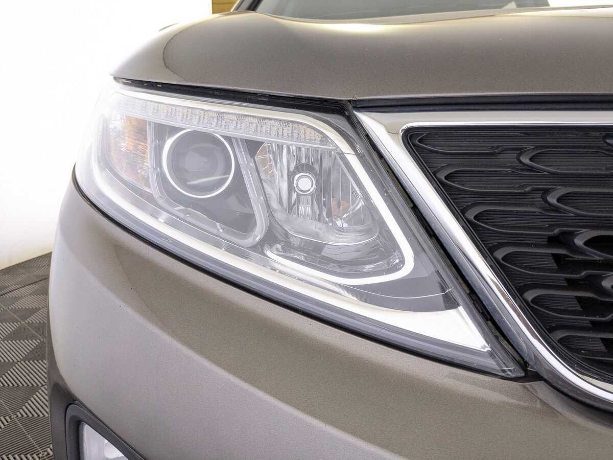 Купить Kia Sorento с пробегом. Фото: #10