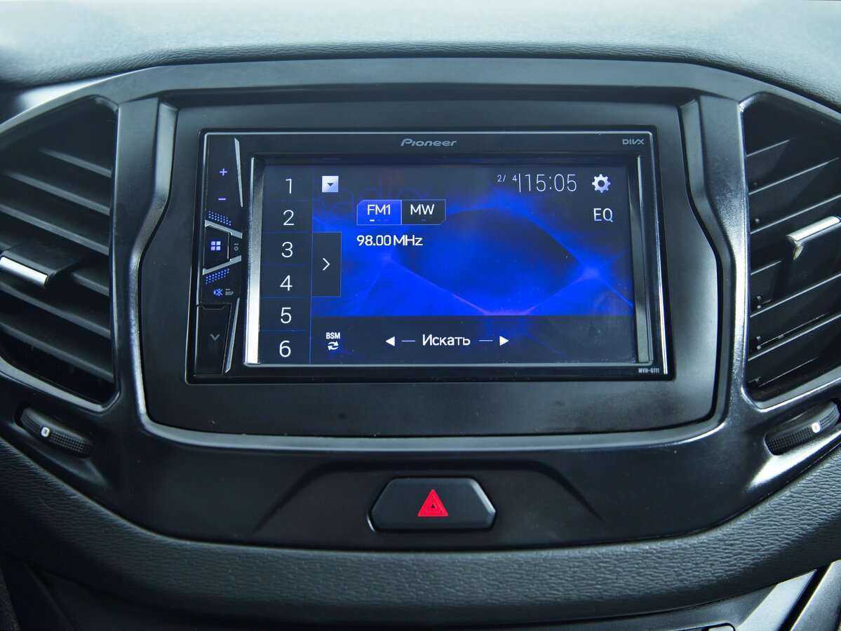 Купить Lada (ВАЗ) Vesta с пробегом. Фото: #11