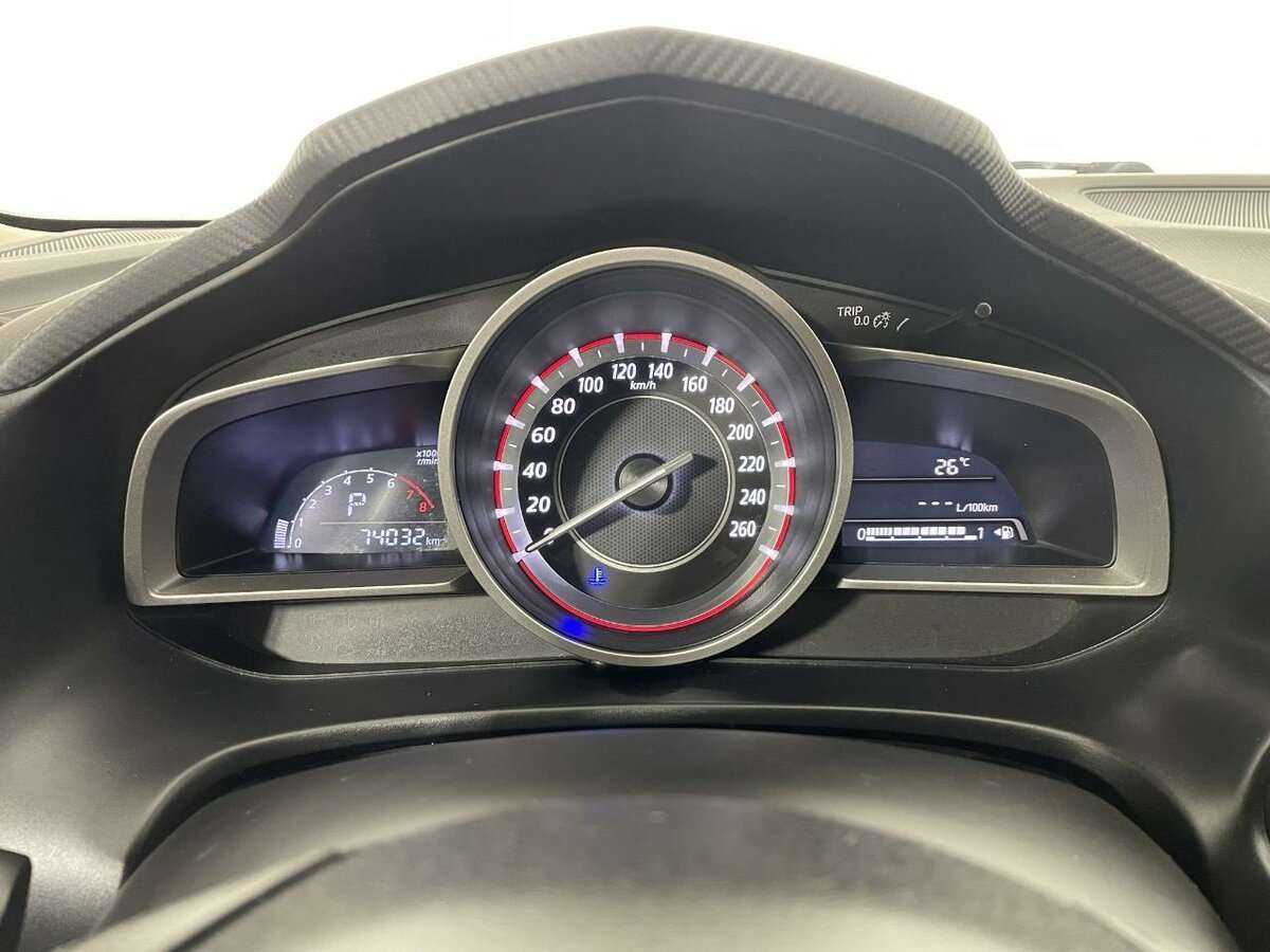 Купить Mazda 3 с пробегом. Фото: #9