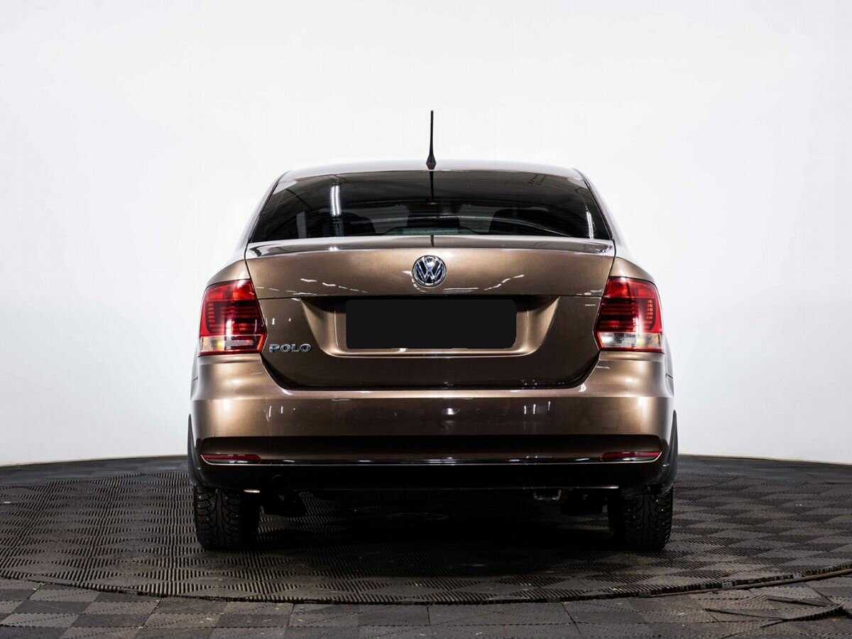 Купить Volkswagen Polo с пробегом. Фото: #4