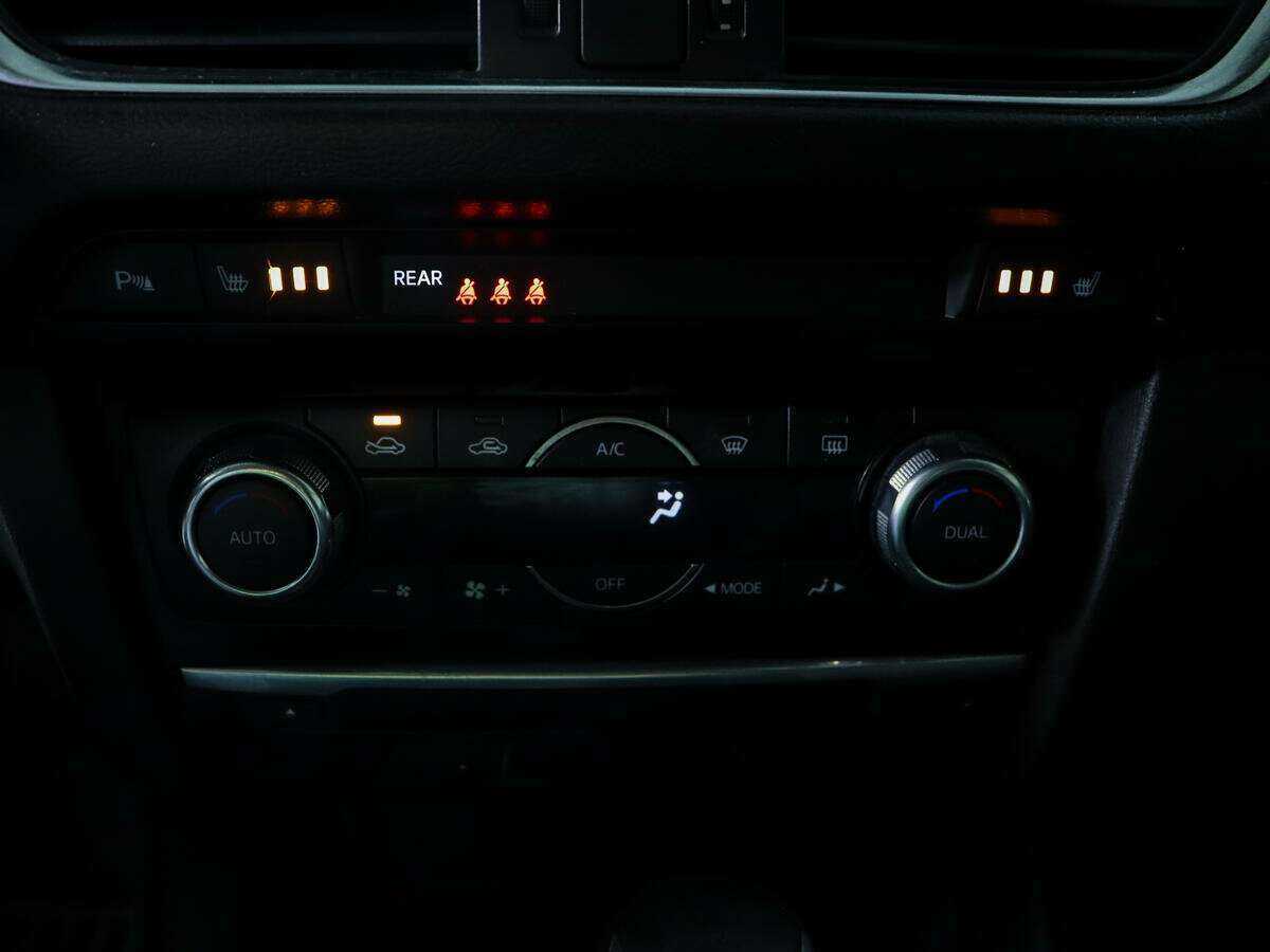 Купить Mazda 6 с пробегом. Фото: #16