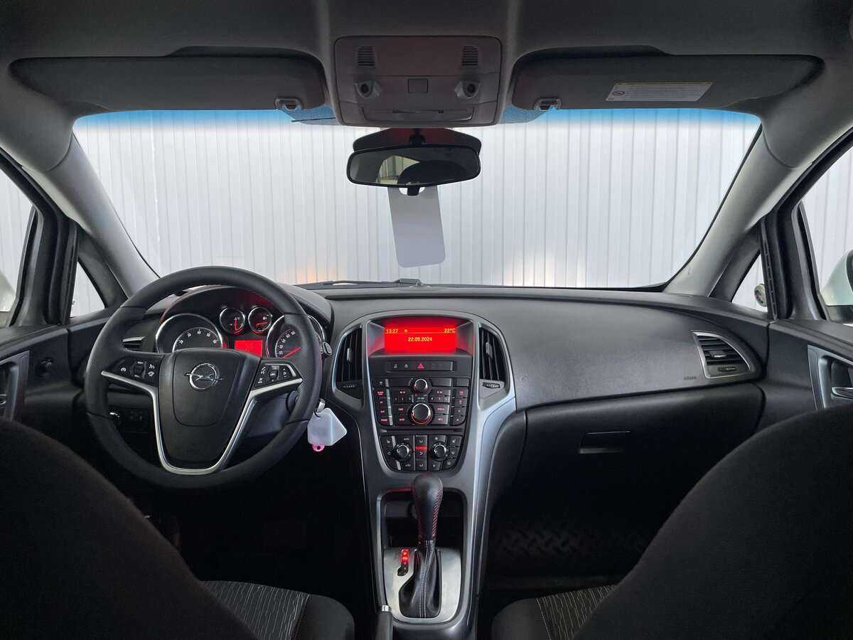 Купить Opel Astra с пробегом. Фото: #8