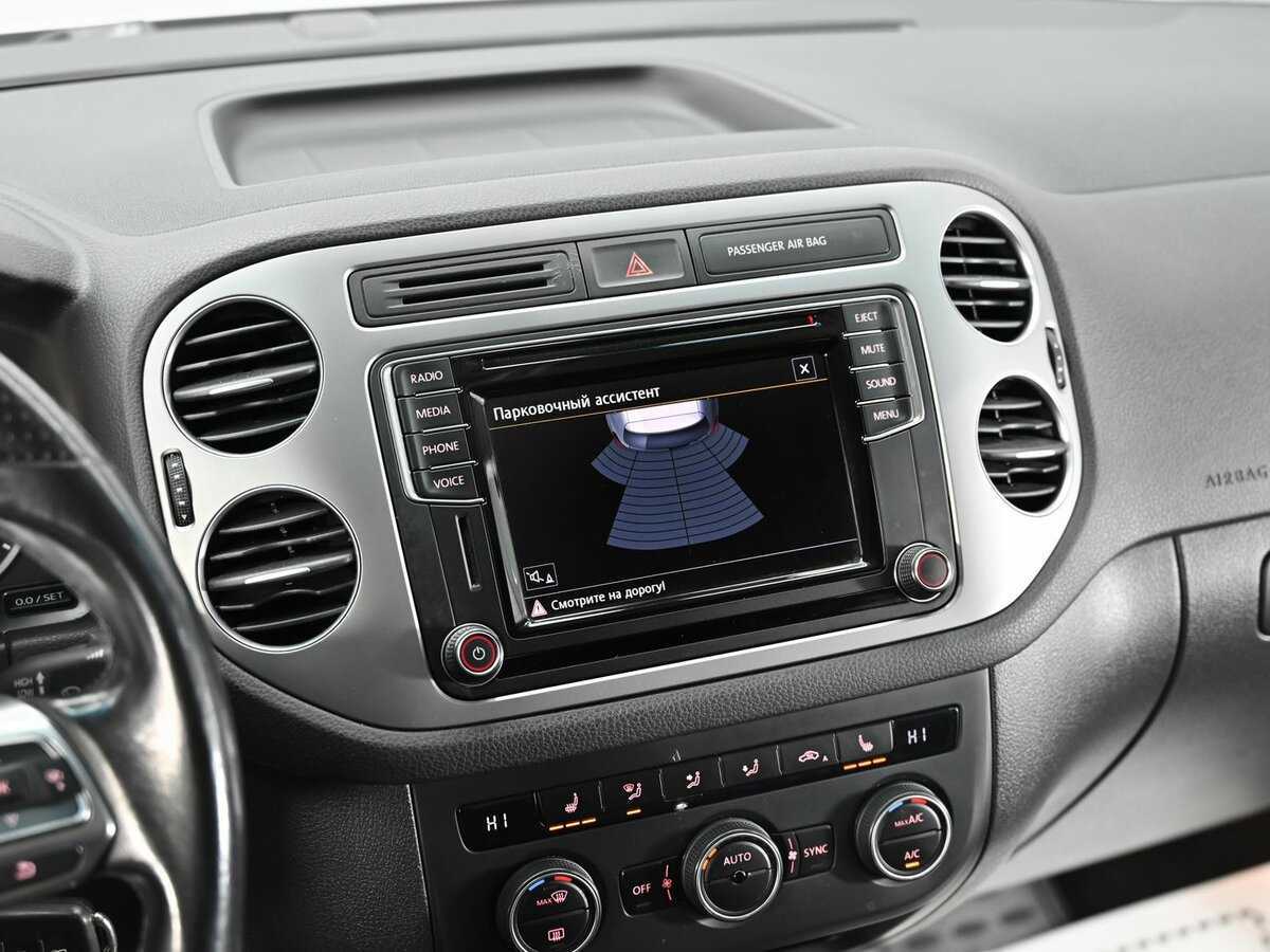 Купить Volkswagen Tiguan с пробегом. Фото: #11