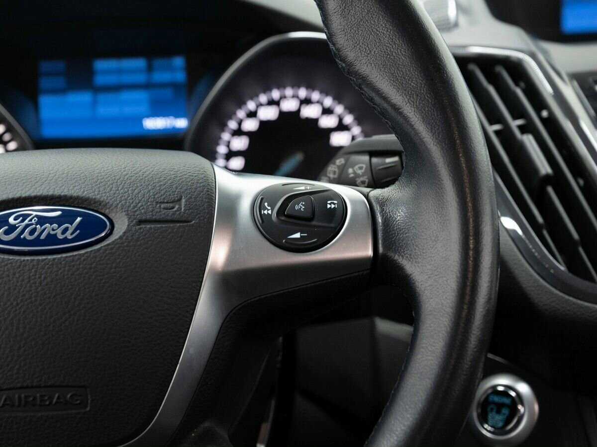 Купить Ford Kuga с пробегом. Фото: #16