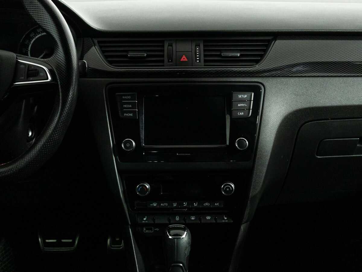 Купить Skoda Rapid с пробегом. Фото: #13