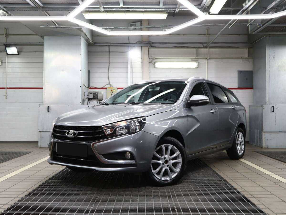 Купить Lada (ВАЗ) Vesta с пробегом. Фото: #0