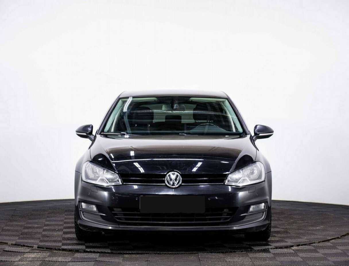Купить Volkswagen Golf с пробегом. Фото: #1