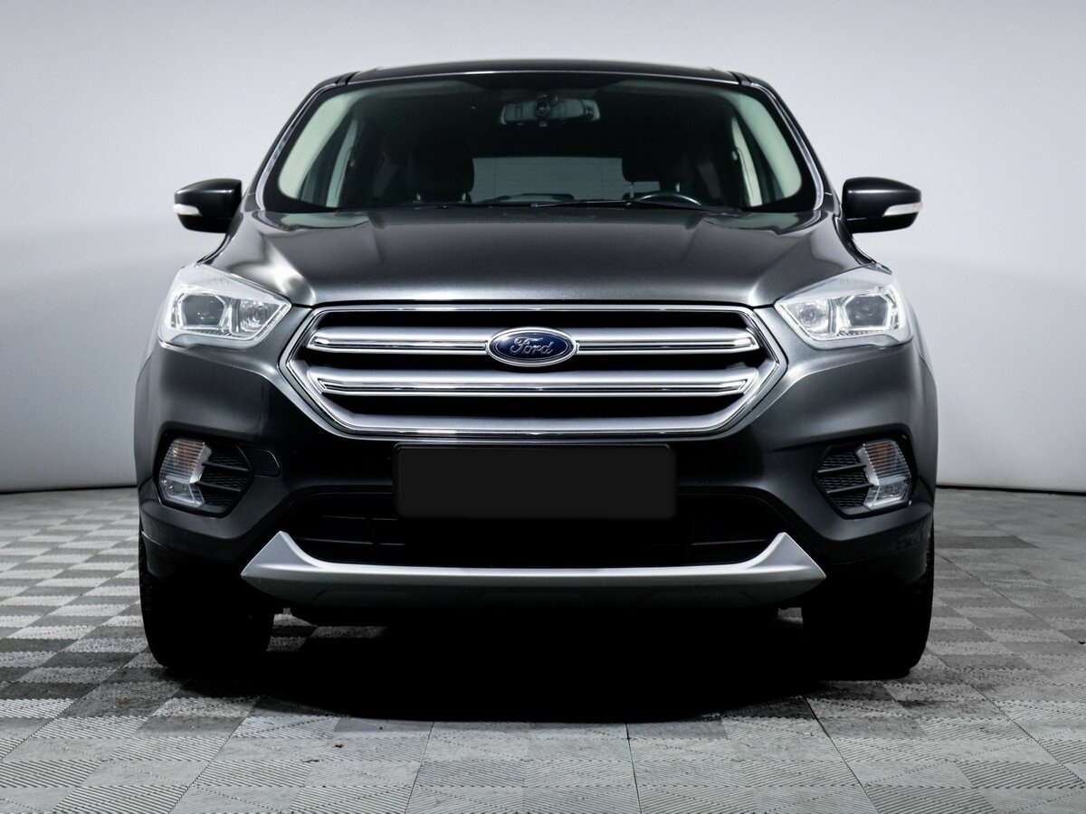 Купить Ford Kuga с пробегом. Фото: #1