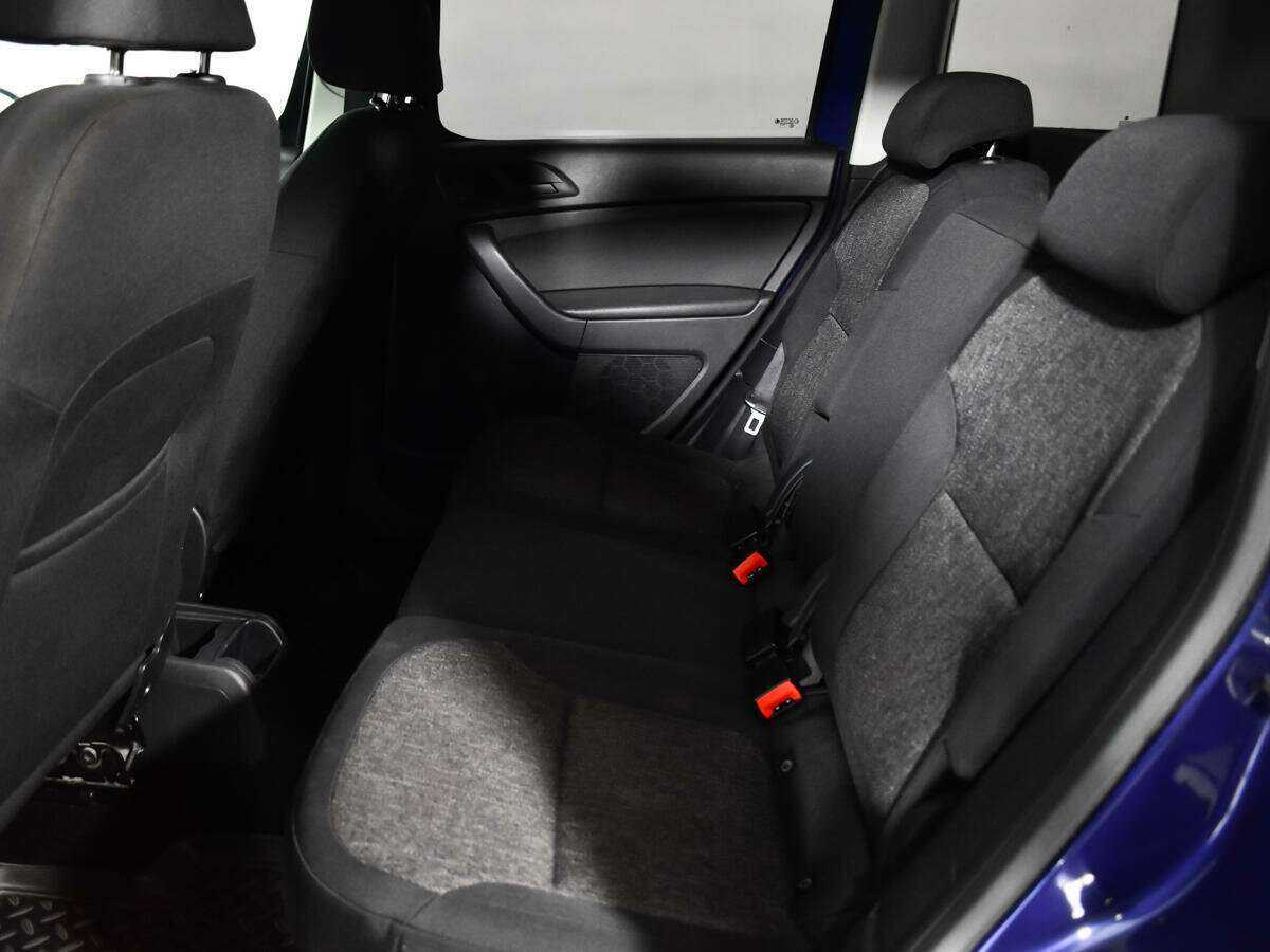 Купить Skoda Yeti с пробегом. Фото: #9