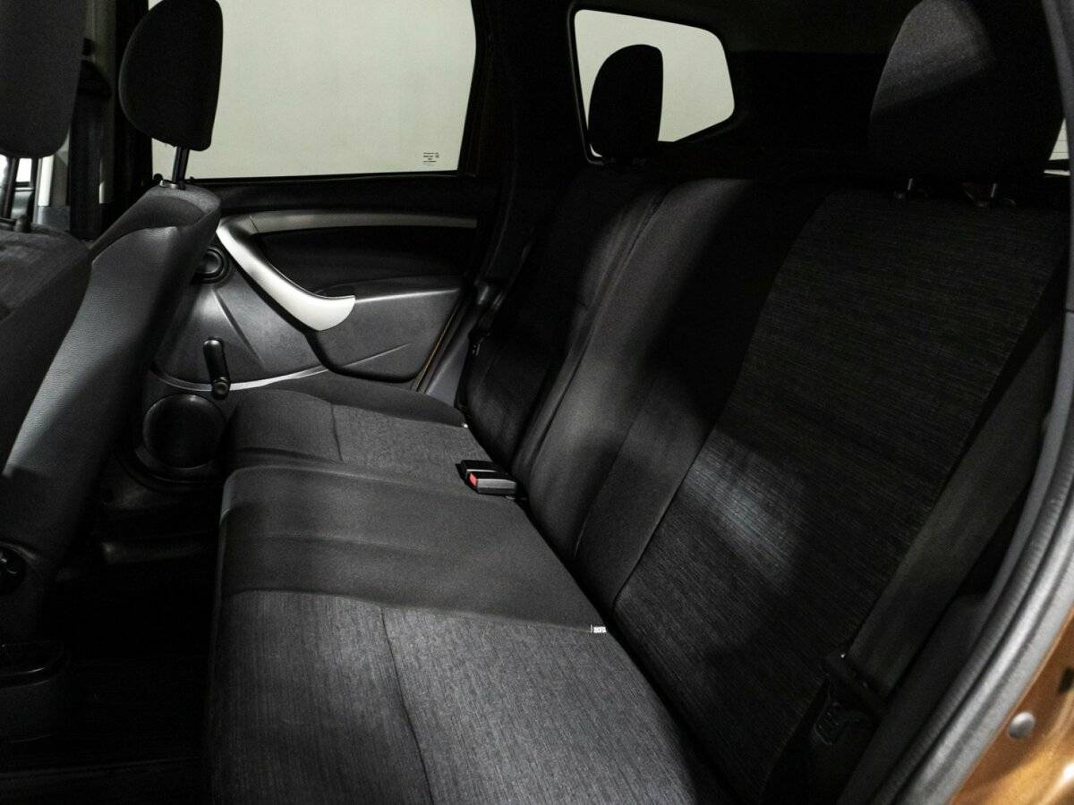 Купить Renault Duster с пробегом. Фото: #9
