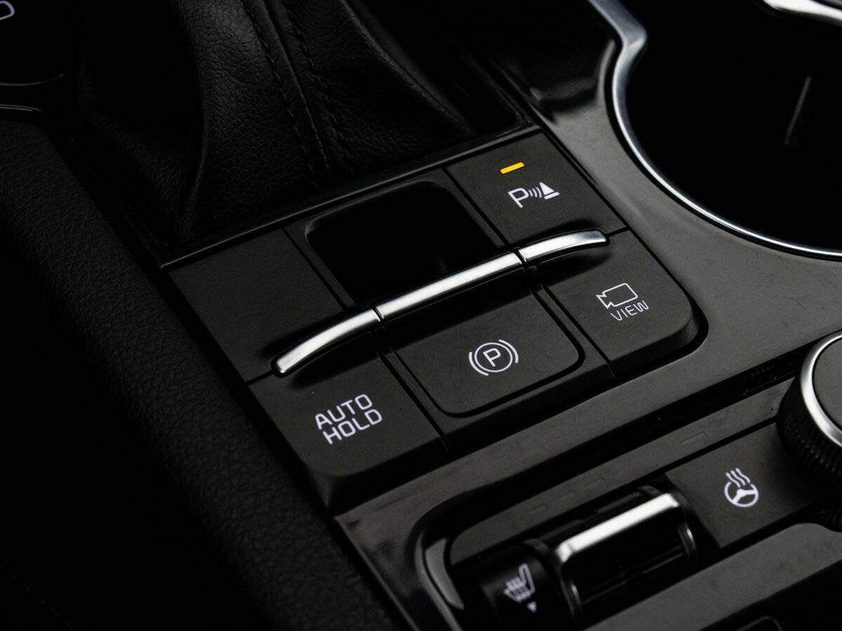 Купить Kia K5 с пробегом. Фото: #18