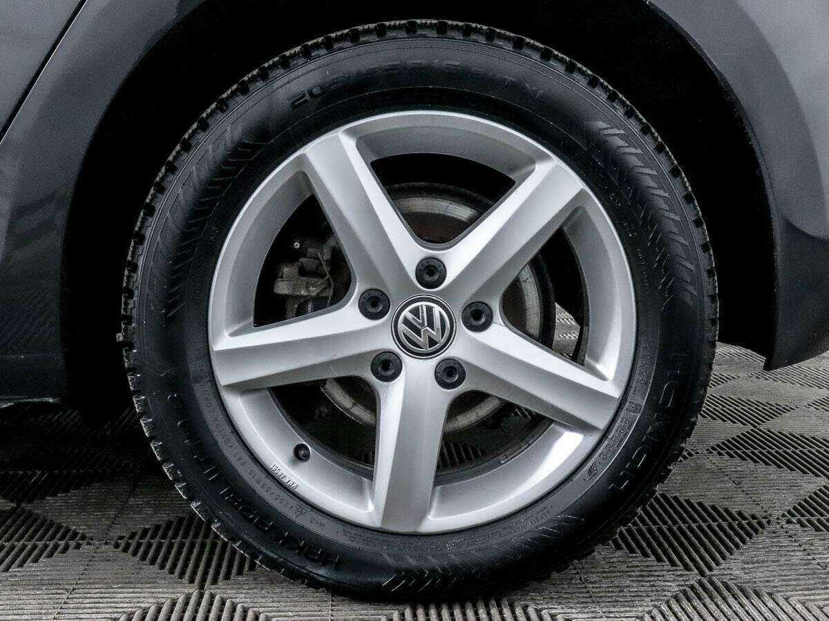 Купить Volkswagen Golf с пробегом. Фото: #13